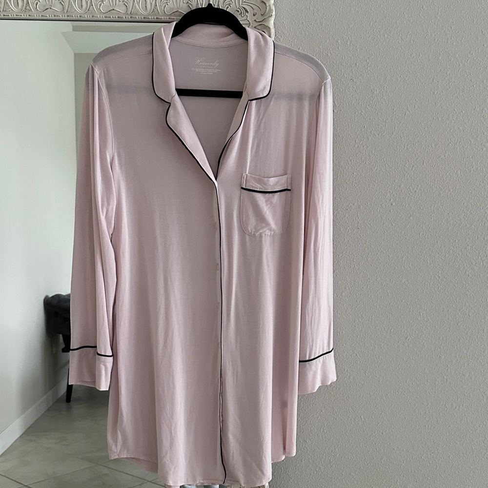 Victoria's Secret Heavenly Pink Sleep Shirt with Black Trim